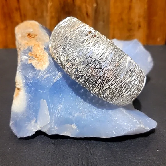 UltraFine Silver Large Bold Wire Wrapped Cuff - Picture 1 of 6